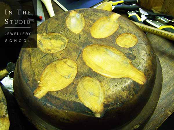 Spoon-Making-Equipment