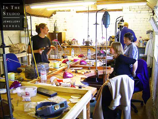 Stone-Setting-Students