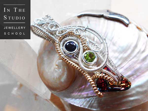 Wire-Weaving-Pendant