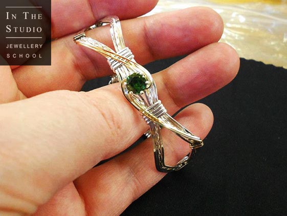 Wire-Wrapping-Bangle-Bracelet