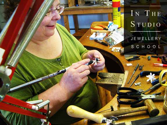 Finishing Argentium Silver Jewellery