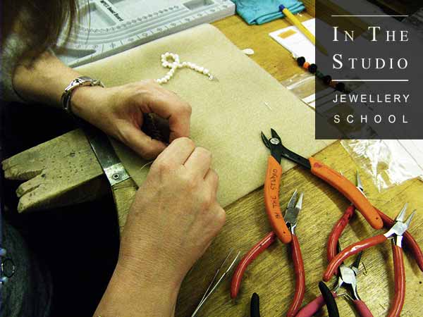 How to string beads